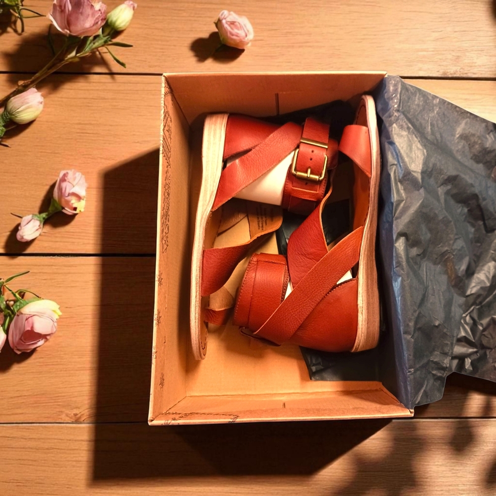 Free People Brown Leather Sandals Vale Size 36/ 5.5  $168 Retail - Picture 4 of 9